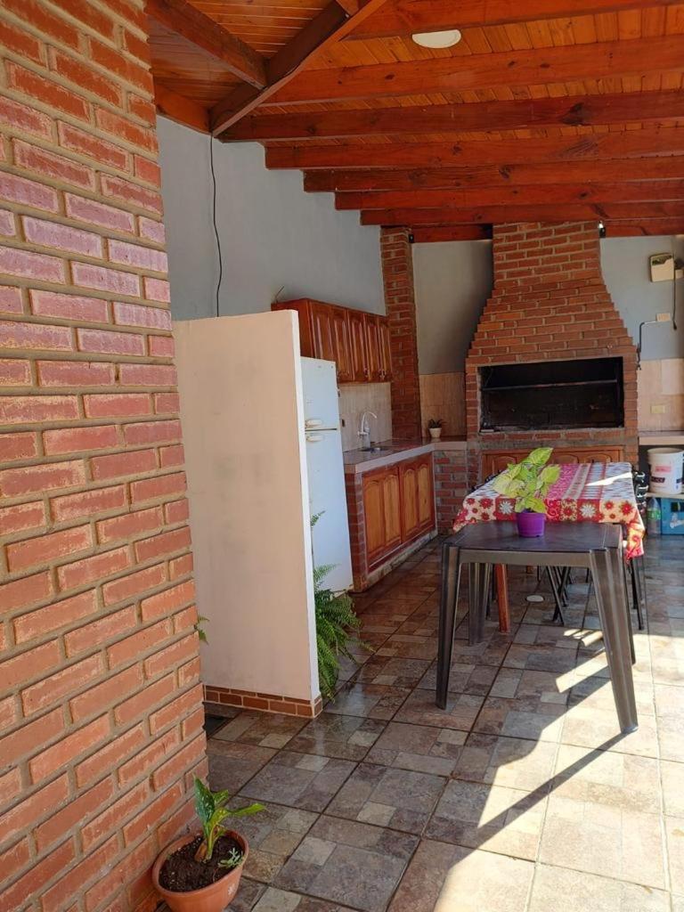 Lo De Chawi Villa Puerto Iguazu Bagian luar foto