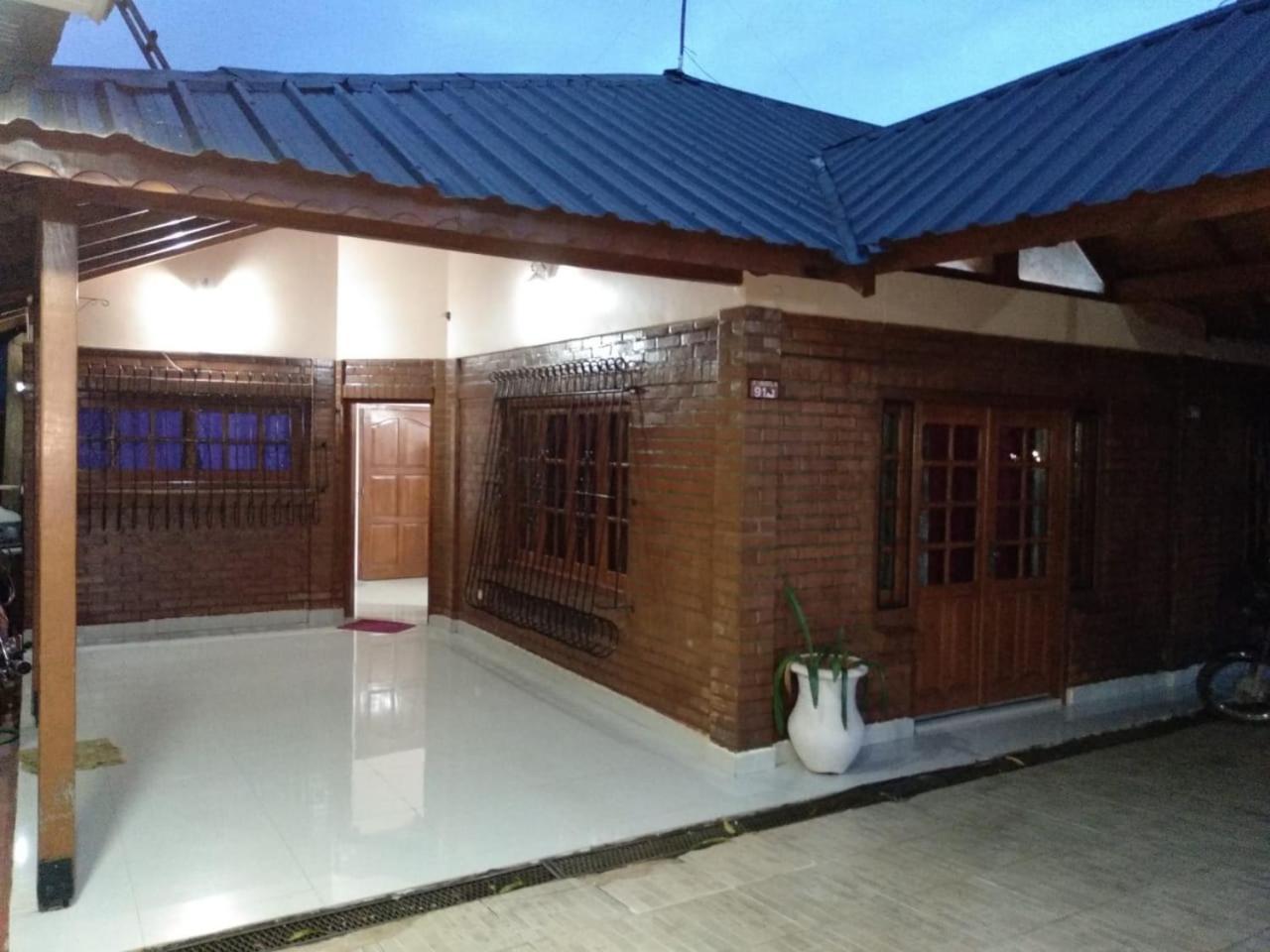 Lo De Chawi Villa Puerto Iguazu Bagian luar foto