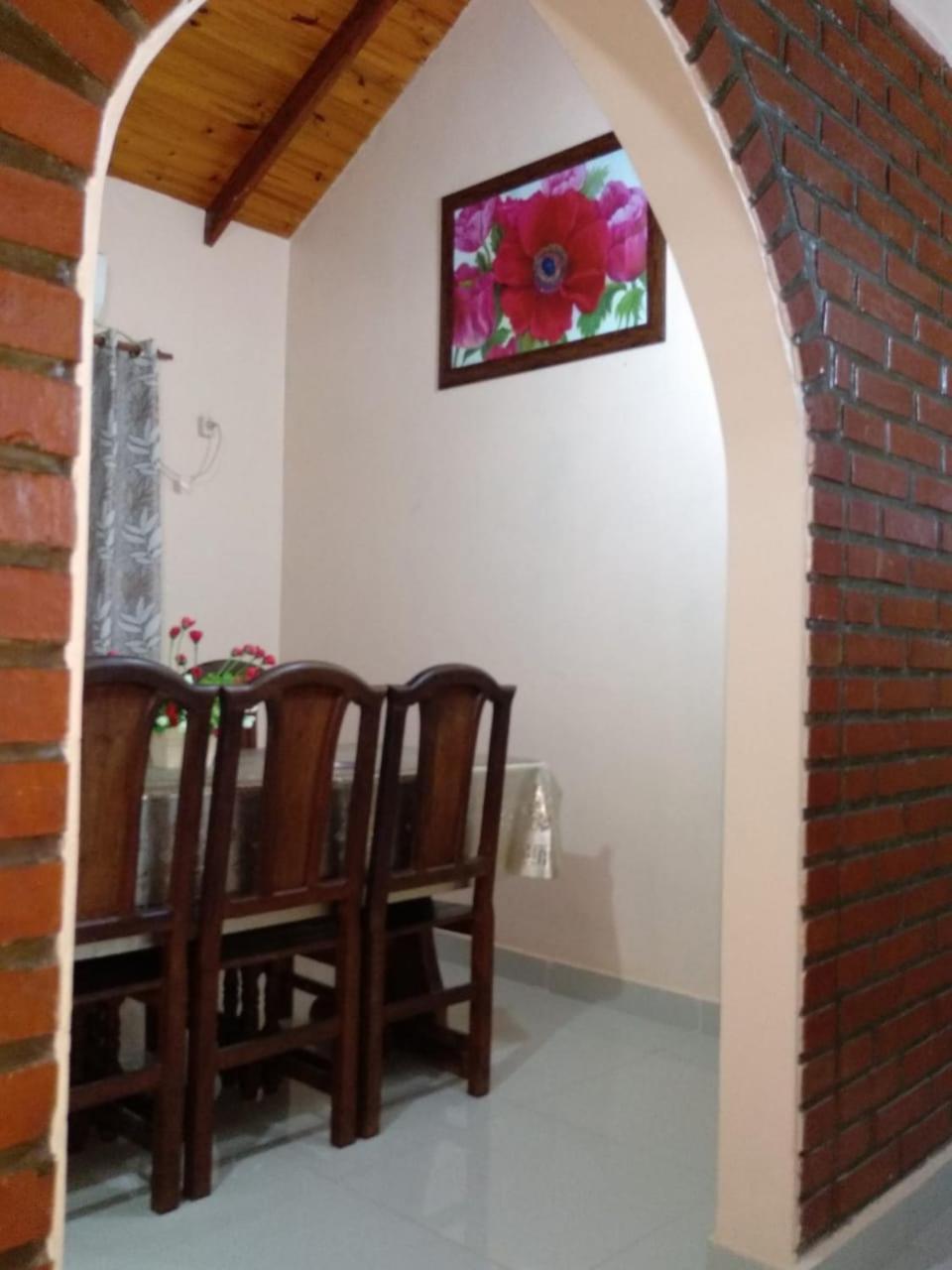 Lo De Chawi Villa Puerto Iguazu Bagian luar foto
